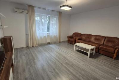 Apartament cu 3 camere decomandat în Sălăjan - 2