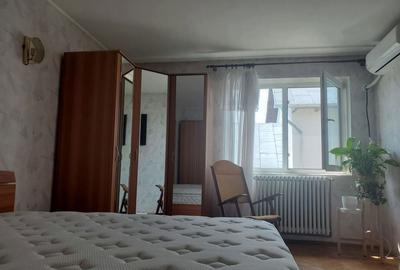 Casă cu 6 camere cu Teren 420 Mp în Pucioasa - 2
