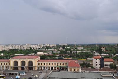 Apartament cu 3 camere decomandat în Central - 9