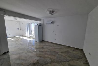 Apartament cu 2 camere semidecomandat, mobilat în Tomis Plus - 12