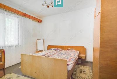 Apartament la casa cu 4 camere in Parneava - 8