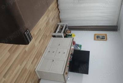 Garsonieră decomandată, mobilată în Sânpetru - 7