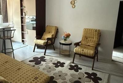 Apartament cu 2 camere decomandat în Sud