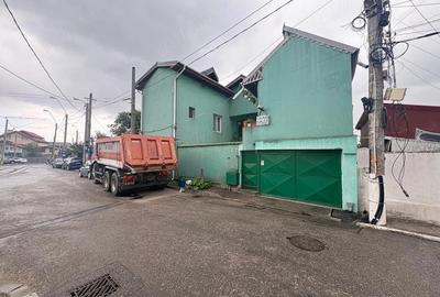 Casă cu 4 camere cu Teren 450 Mp în Central