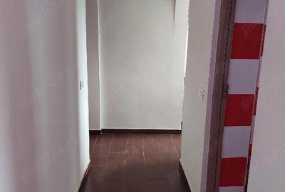 Apartament cu 2 camere semidecomandat în Central - 1