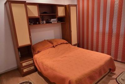 Apartament cu 3 camere decomandat în Central - 2