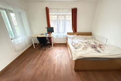 Casă cu 4 camere cu Teren 470 Mp în Podeni - 3