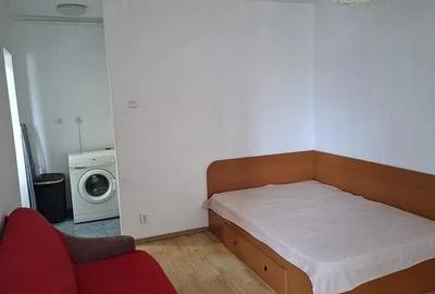 Garsonieră decomandată în Iancului