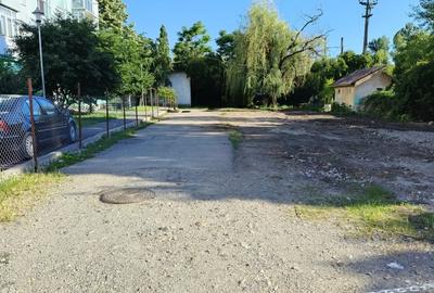 Teren Construcții intravilan de 702 mp, în 9 Mai - 5