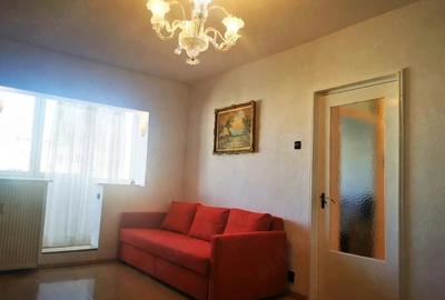 Apartament cu 2 camere decomandat în 13 Septembrie