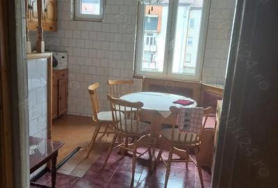 Apartament de vanzare in Sebe? Alba cartier Lucian Blaga 4 camere .2 balcone.pivni?a .pod - 6