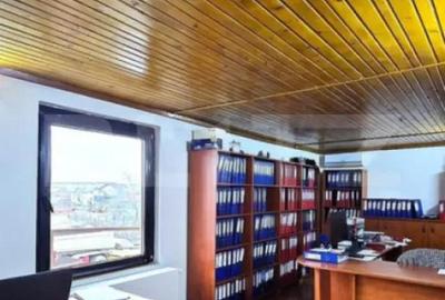 Spațiu comercial, de 808 mp, în Central - 14