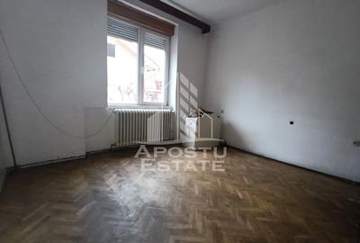 Casa individuala + garaj si anexa, oportunitate investitie, Sagului! - 18