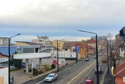 Spatiu comercial/birouri de inchiriat in zona Ultracentrala - Oradea - 7