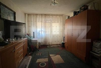 Apartament cu 3 camere, decomandat, zona micro 2 - 2