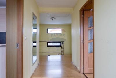 Casă cu 5 camere cu Teren 420 Mp în Dobroești - 16