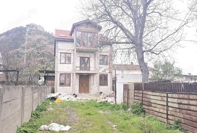 Vand casa la rosu in Deva, D+E+M, constructie din BCA din anul 2020 acoperita cu pod si tigla - 18