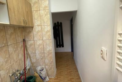 4 camere | Complex Apusului | parter inalt | bloc anvelopat | Luminos - 21