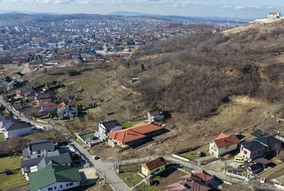 Teren de 626 mp, în Central - 1