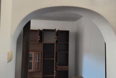 Garsonieră decomandată în Dărmănești - 3