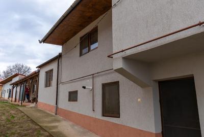 Casa cu 6 camere suprafata 220mp si teren 1700mp spre vanzare in Rosia,SB - 2