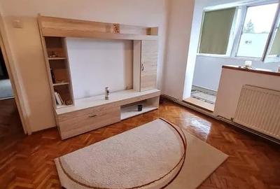 Apartament cu 2 camere semidecomandat, mobilat în Centrul Civic - 1