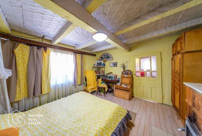 Casa în Curtici cu două corpuri de cladire, teren de 1080mp, comision 0 % - 5