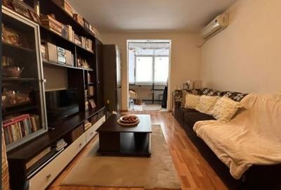 Apartament cu 3 camere semidecomandat, mobilat în Titan - 3