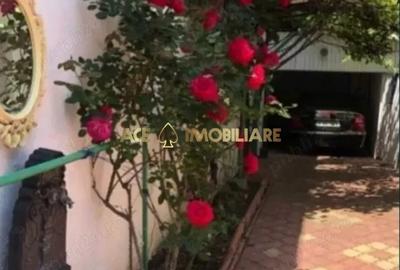 Casă individuală cu 3 camere cu Canalizare în P-ța Muncii - 4