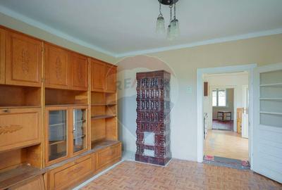 Casa cu 4 camere de vanzare ?i teren 4063 mp, in Ineu... - 7