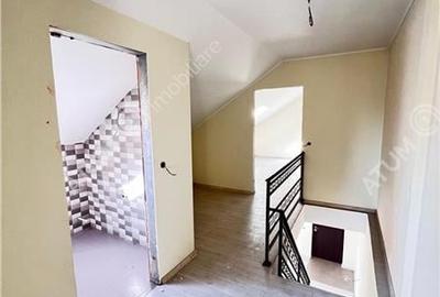 Apartament  4 camere 2 bai balcon situat in zona Rahovei Sibiu - 11