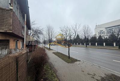 Teren Construcții intravilan de 1566 mp, în Republicii - 2