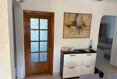 Apartament cu 3 camere decomandat în Central - 2