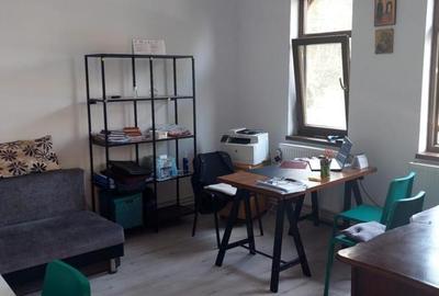 Casă cu 3 camere cu Canalizare în Crângași - 39