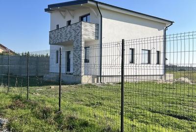 Casă cu 3 camere în Decebal - 4