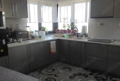 Casă cu Teren 1040 Mp în Central - 5