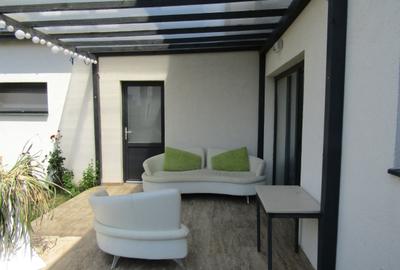 Casă cu 4 camere cu Canalizare în Periferie - 2