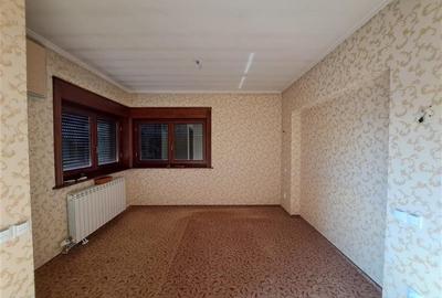 Casă individuală cu 10 camere cu Canalizare în Grigorescu - 10