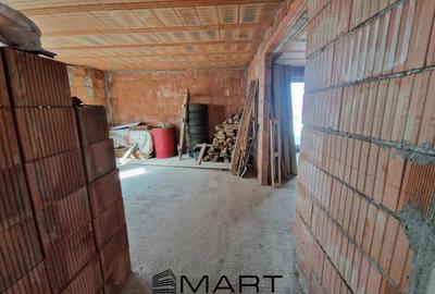 Casa la rosu in Sura Mare - 14