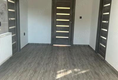 Casă cu Teren 1000 Mp în Ciumărna - 5