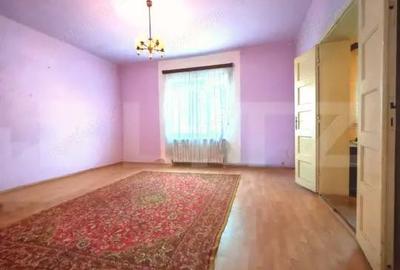 Casă cu 3 camere cu Teren 827 Mp în Central - 2