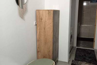 Apartament cu 2 camere decomandat în Piața Centrală - 1
