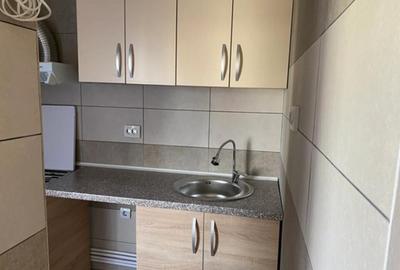 1 camera in zona Medicinei - 2