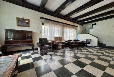 Casă individuală cu 7 camere cu Canalizare în Capitale - 8