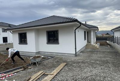 Casă cu 3 camere cu Teren 420 Mp în Central - 11