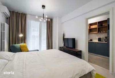 Garsonieră decomandată în Central