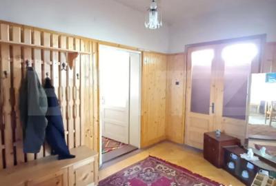 Casă cu 3 camere cu Teren 11508 Mp în Copăceni - 2