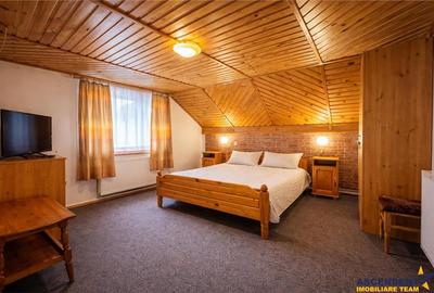 Casă cu 8 camere cu Teren 685 Mp în Exterior Est - 13