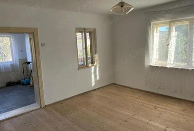 Casă cu 3 camere în Peștișu Mare - 8