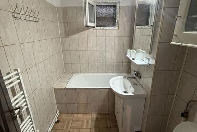 Apartament cu 3 camere decomandat în Central - 11